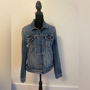 Articles Of Society Blue Jean Jacket with Slim Fit and Timeless Style